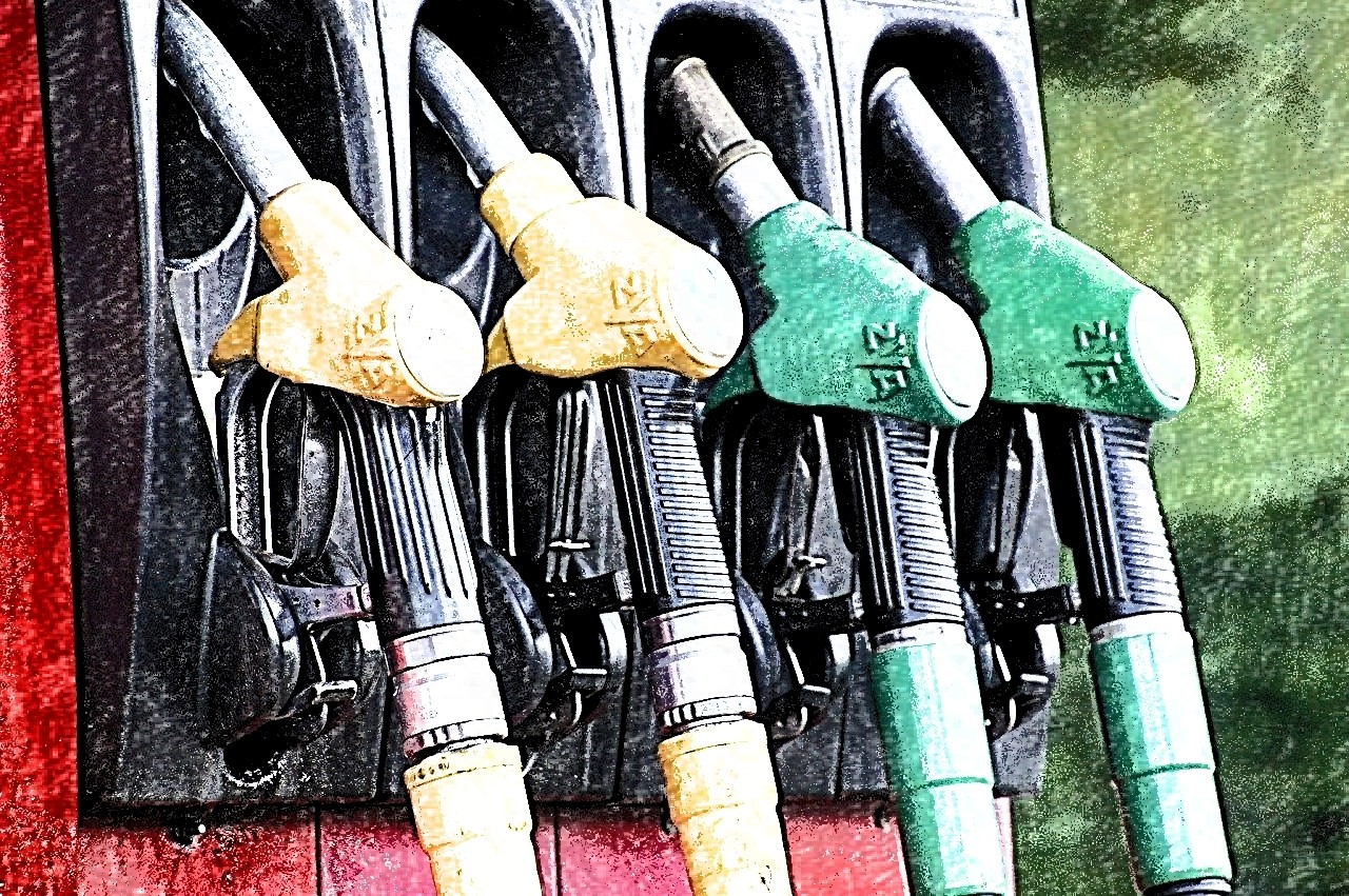 توفير البنزين لسيارتك 40% بطرق  مختلفة